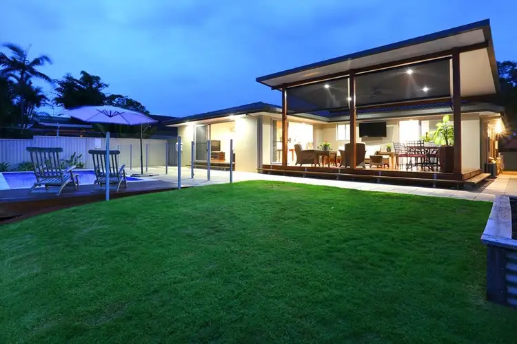 46 Alec Avenue, Mermaid Waters QLD 4218