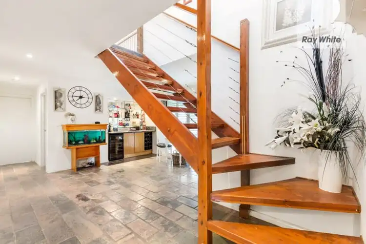 Seventh view of Homely house listing, 4 Regan Court, Bundoora VIC 3083