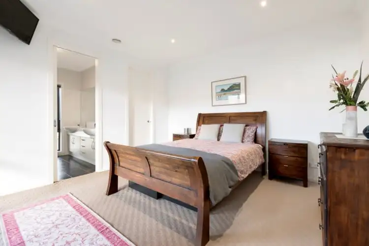 Fifth view of Homely unit listing, 2/109 Kangaroo Road, Hughesdale VIC 3166