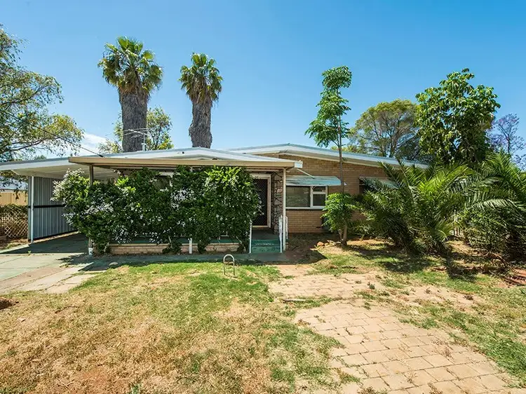 13 Stewartby Crescent, Viveash WA 6056