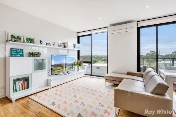 52 La Scala Avenue, Maribyrnong VIC 3032