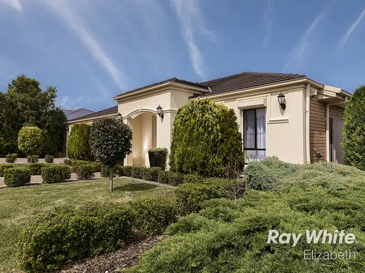 6 Christine Circuit, Craigmore SA 5114