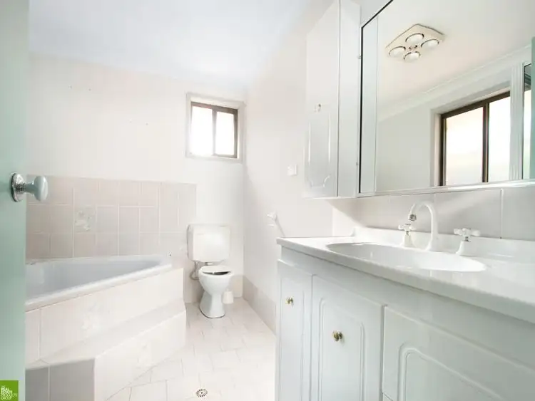 Fourth view of Homely house listing, 44 Fairloch Avenue, Farmborough Heights NSW 2526