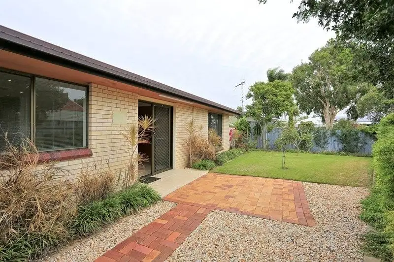 Main view of Homely unit listing, 2/5 Newton Court, Bargara QLD 4670