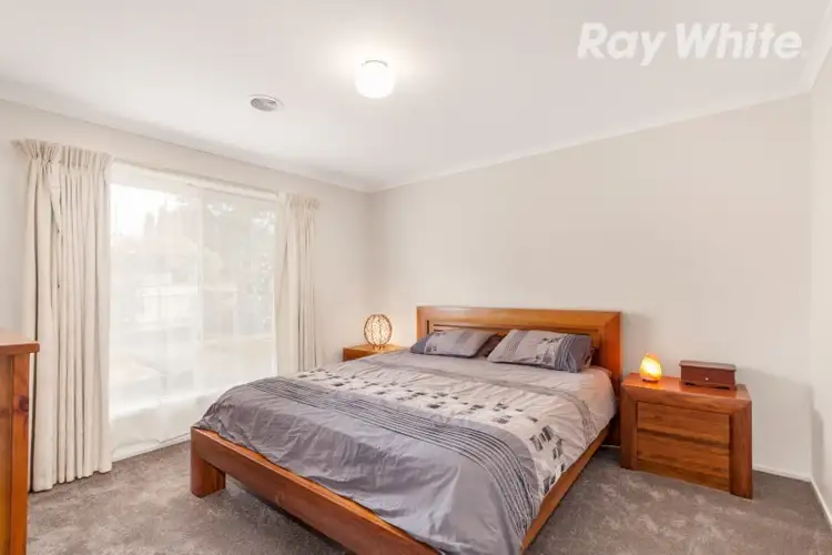 Fifth view of Homely house listing, 4 Kipping Rise, South Morang VIC 3752