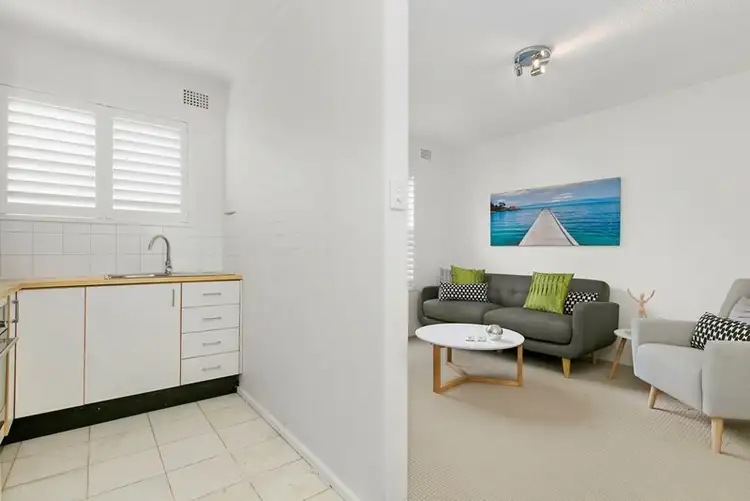 Fourth view of Homely apartment listing, 8/33 Dalley Street, Queenscliff NSW 2096