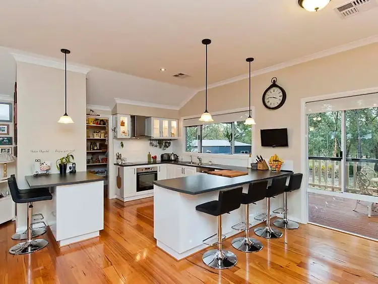 Second view of Homely house listing, 21 Kooyong Close, Bullsbrook WA 6084
