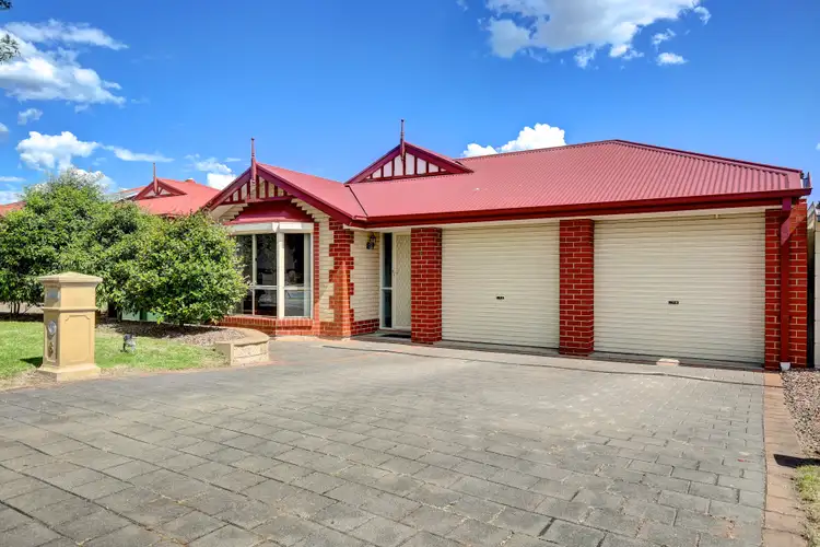 8 Stockade Drive, Walkley Heights SA 5098