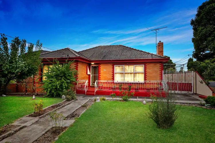 2 Keely Street, Reservoir VIC 3073