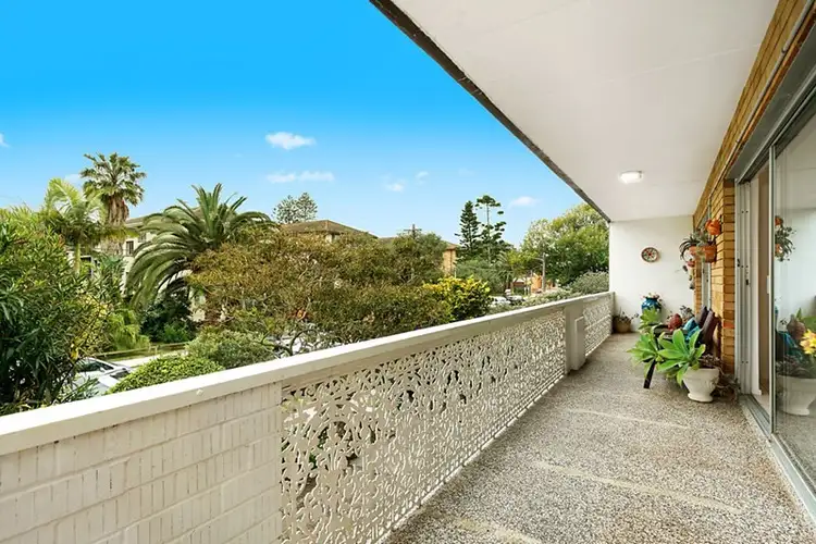 Third view of Homely house listing, 2/10-12 Stuart Street, Collaroy NSW 2097