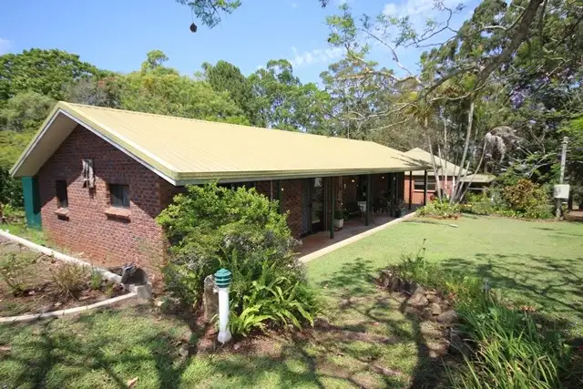 4 Hempstock Street, Glass House Mountains QLD 4518