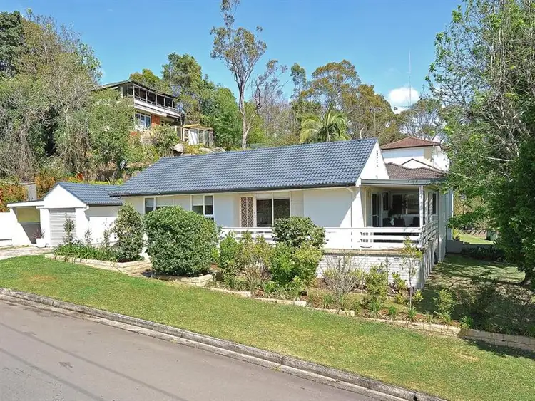 22 Evans Road, Hornsby Heights NSW 2077