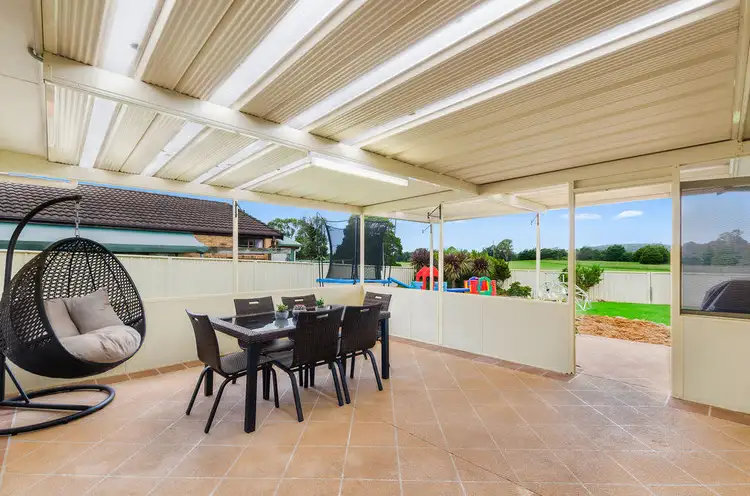 25 Sierra Drive, Horsley NSW 2530