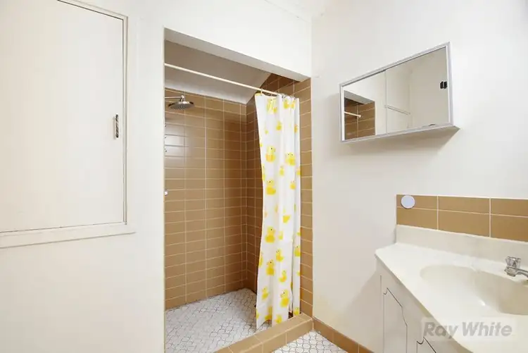 Seventh view of Homely house listing, 8 Kings Way, Goulburn NSW 2580