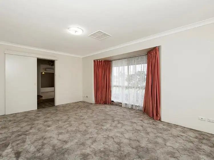 Seventh view of Homely house listing, 2 Richard Close, Waikiki WA 6169
