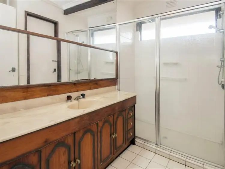 Fourth view of Homely house listing, 496 Grimshaw Street, Bundoora VIC 3083