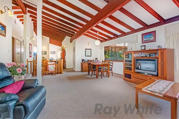 Fourth view of Homely house listing, 8 Seppelt Close, Eleebana NSW 2282