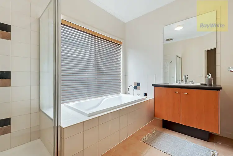 Seventh view of Homely house listing, 20 Explorers Place, Craigieburn VIC 3064