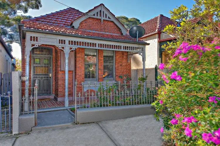 16 Searl Street, Petersham NSW 2049