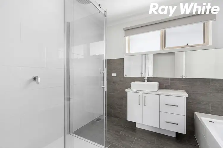 Seventh view of Homely house listing, 9 Rosalie Court, Pakenham VIC 3810