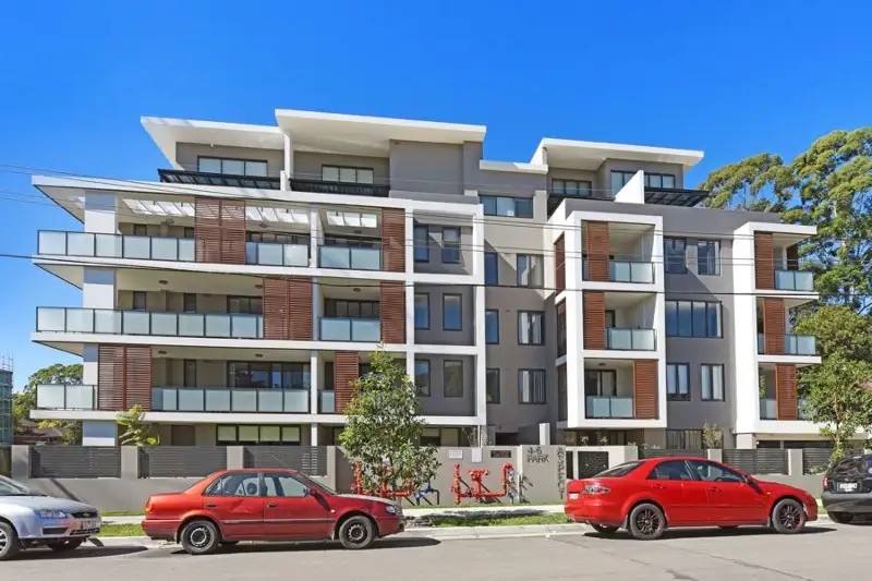 Main view of Homely unit listing, 17/4-6 Park Avenue, Waitara NSW 2077