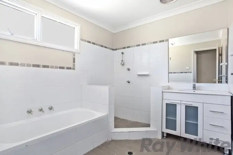 Sixth view of Homely house listing, 18 Stafford Close, Metford NSW 2323