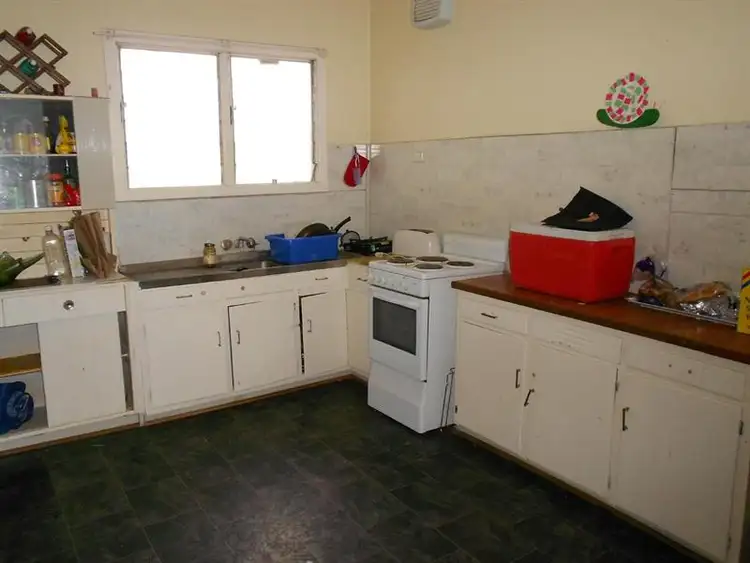 Fifth view of Homely house listing, 32 Campbell Street, Bordertown SA 5268