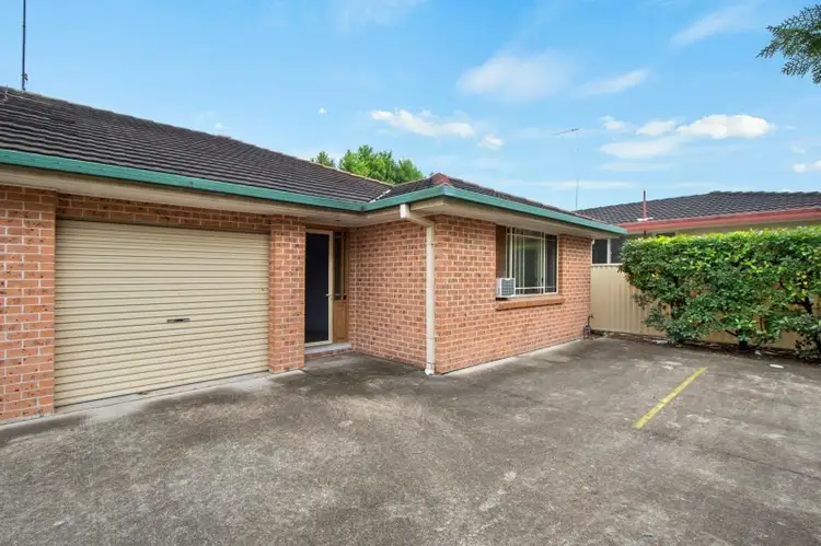 2/343 Windsor Street, Richmond NSW 2753