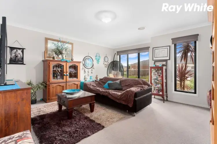 Third view of Homely house listing, 3 Sweet Pea Drive, Pakenham VIC 3810