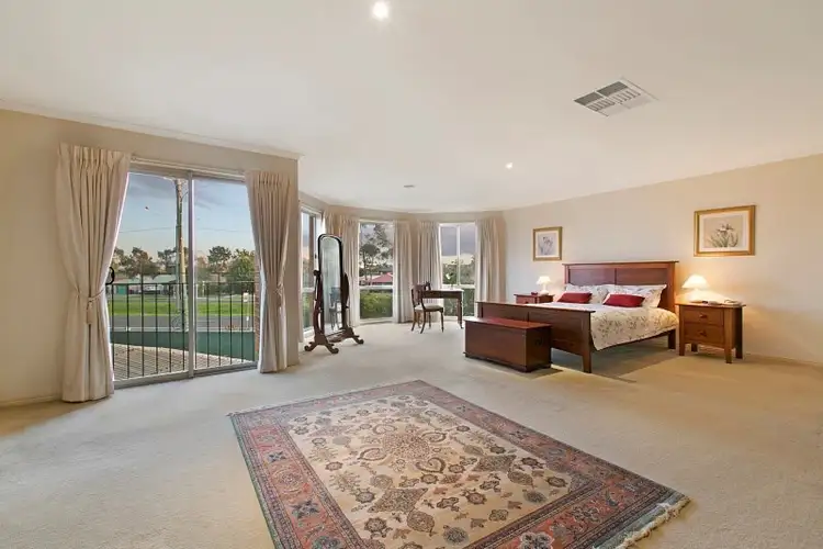 Seventh view of Homely house listing, 10 Coconut Grove, Aspendale Gardens VIC 3195