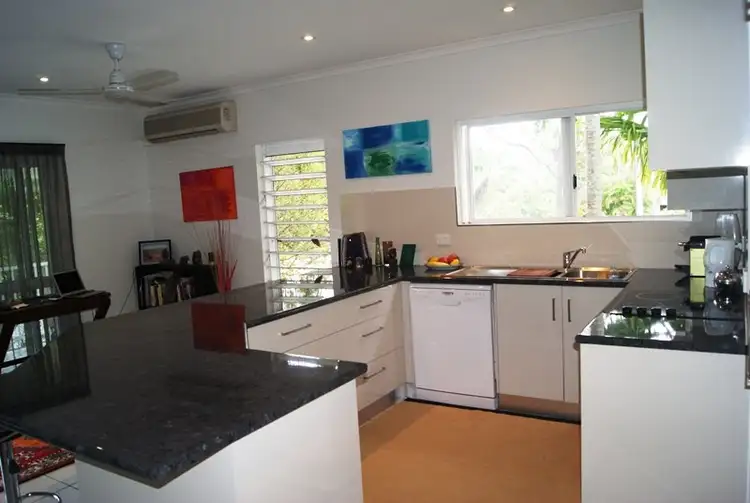 Sixth view of Homely unit listing, 2/39 Reef Street, Port Douglas QLD 4877