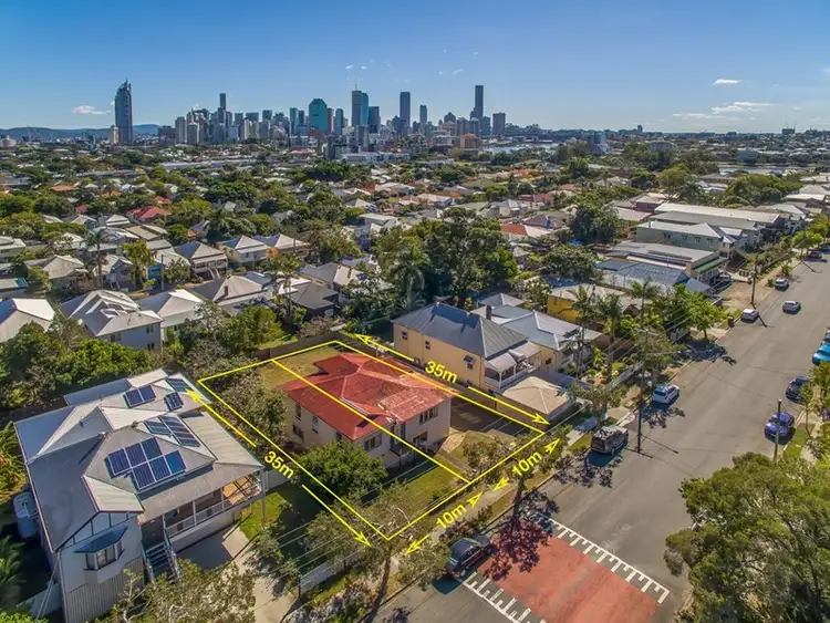 16 Heidelberg Street, East Brisbane QLD 4169