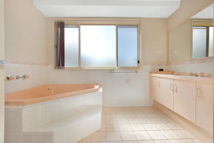 Sixth view of Homely house listing, 15 Sandalwood Road, Farmborough Heights NSW 2526