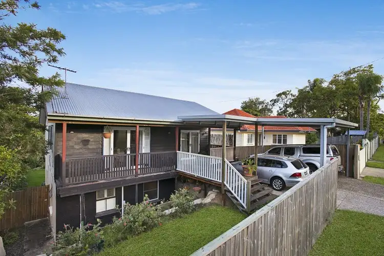 37 Moordale Street, Chapel Hill QLD 4069