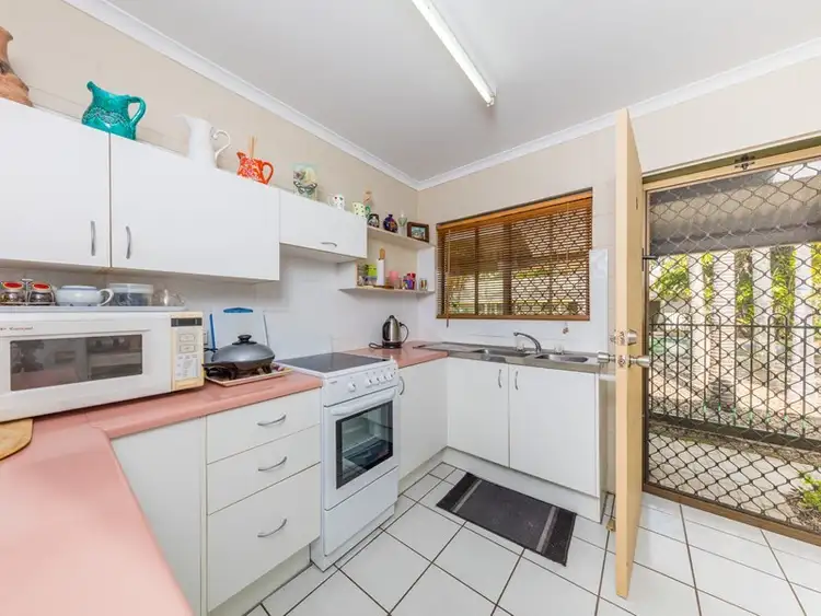 Fourth view of Homely unit listing, 6/2-8 Winkworth Street, Bungalow QLD 4870
