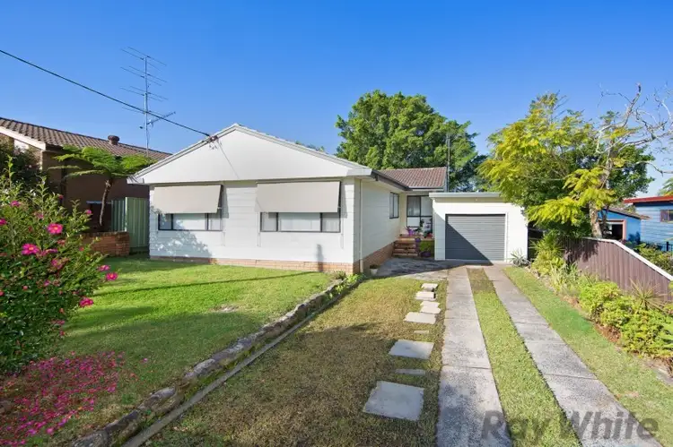Main view of Homely house listing, 75 Laelana Avenue, Budgewoi NSW 2262
