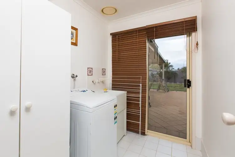 Sixth view of Homely house listing, 11 Taminga Court, Mildura VIC 3500