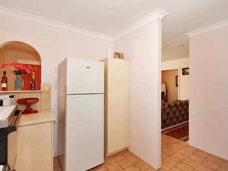 Second view of Homely house listing, 37/24 Southdown Place, Thornlie WA 6108
