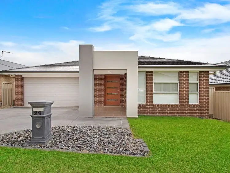26 Moyengully Avenue, Mount Annan NSW 2567