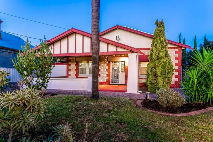 8 Seventh Avenue, Cheltenham SA 5014