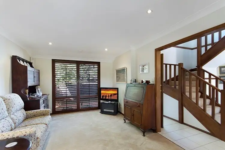Fourth view of Homely house listing, 10 Malumba Avenue, Saratoga NSW 2251