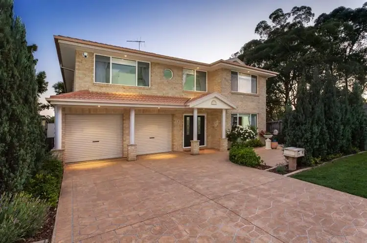 15 Greyfriar Place, Kellyville NSW 2155