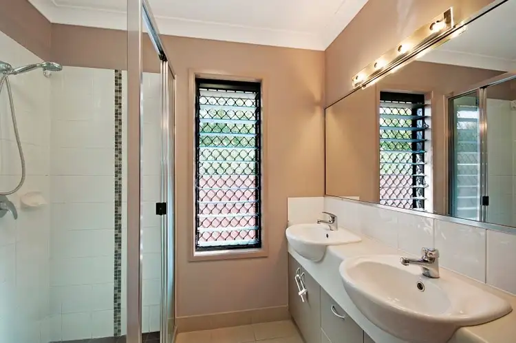 Seventh view of Homely house listing, 23 Fontwell Court, Mount Low QLD 4818