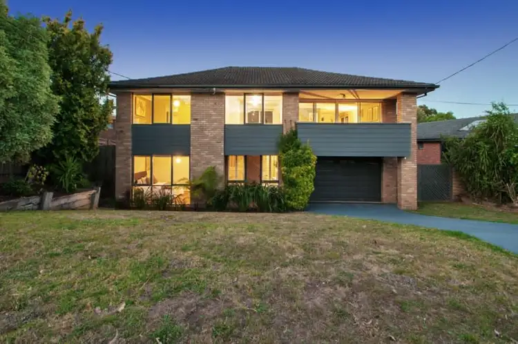 6 SPRINGSONG PASS, Chirnside Park VIC 3116