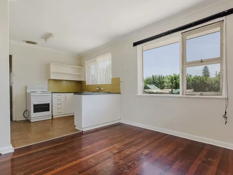 Fourth view of Homely house listing, 9 Milton Place, Orelia WA 6167