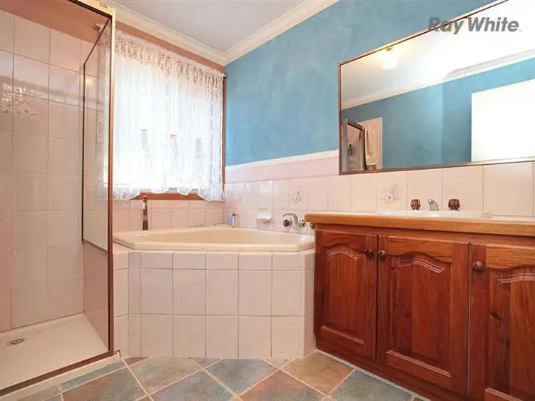 Fifth view of Homely house listing, 9 Dalray Court, Keilor Downs VIC 3038