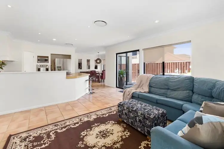 Fourth view of Homely house listing, 2 Trinity Close, Forest Lake QLD 4078