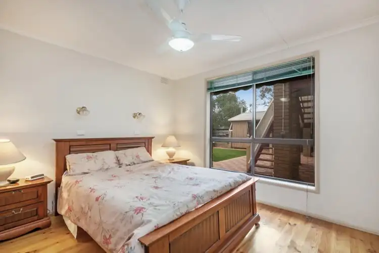 Sixth view of Homely house listing, 1 Ashdown Court, Lalor VIC 3075