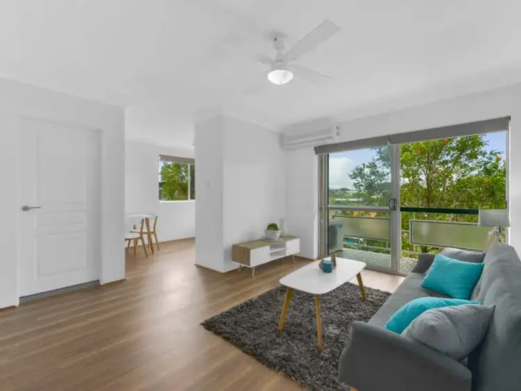 Third view of Homely unit listing, 8/76 Kitchener Street, Coorparoo QLD 4151