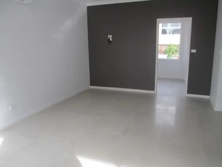 Fourth view of Homely villa listing, 3/9 Hilltop Crescent, Port Macquarie NSW 2444